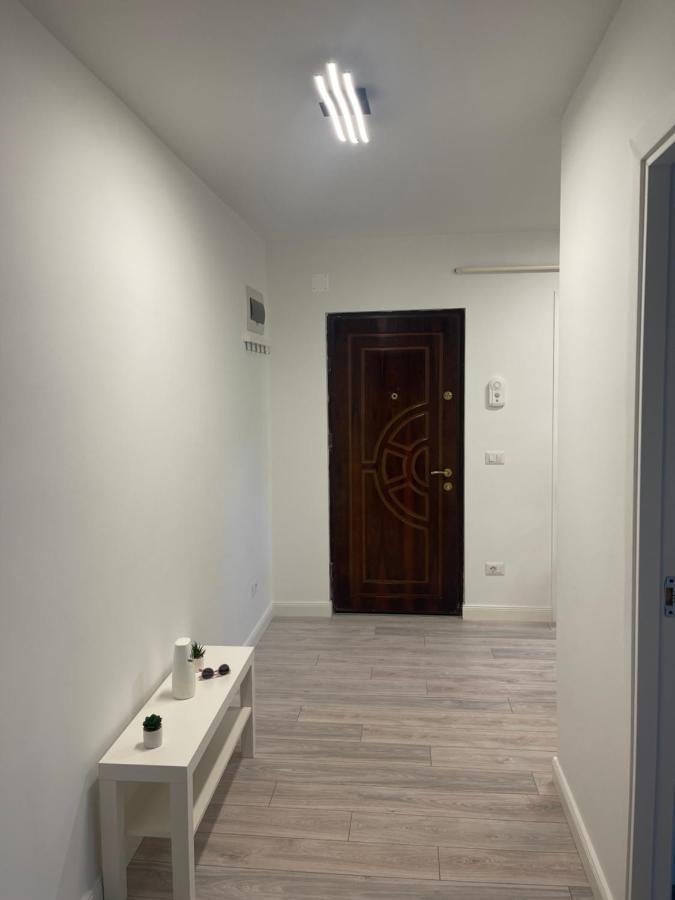 Apartament Incantator In Roman Eksteriør billede